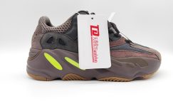 正品天得伦Tiandelun Yeezy Boost 700V2 椰子700V2  黑褐色出货了缩略图